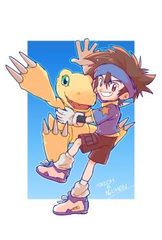 Rule 34 | agumon, blue headband, blue shirt, brown eyes, brown hair, brown shorts, digimon, digimon (creature), digimon adventure, full body, green eyes, headband, highres, male focus, medium hair, megane mochi, orange scales, shirt, shorts, yagami taichi