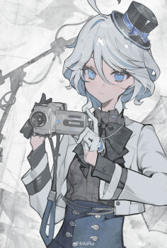1girl absurdres ahoge ajirui alternate_costume asymmetrical_gloves black_bow black_bowtie black_gloves black_hat black_shirt blue_eyes blue_hair bow bowtie camera chinese_commentary closed_mouth commentary_request drop-shaped_pupils furina_(genshin_impact) furina_(live_actually)_(genshin_impact) genshin_impact gloves grey_background grey_hair hair_between_eyes half_gloves hat highres holding holding_camera jacket long_sleeves looking_at_viewer mismatched_gloves multicolored_hair open_clothes open_jacket shirt short_hair solo streaked_hair symbol-shaped_pupils video_camera watermark weibo_watermark white_gloves white_jacket