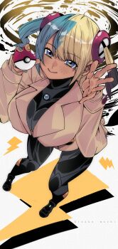 1girl absurdres aqua_hair black_bodysuit black_hair blonde_hair blue_eyes bodysuit breasts brown_coat canari_(pokemon) coat commentary_request cosplay emma_(pokemon) emma_(pokemon)_(cosplay) highres holding holding_poke_ball kinakomochi_(user_vedc2333) large_breasts looking_at_viewer multicolored_hair nintendo poke_ball poke_ball_(basic) pokemon pokemon_legends:_z-a smile solo standing