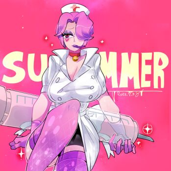 1girl bike_shorts bike_shorts_under_skirt bow breasts button_dress catherine_(gregory_horror_show) choker collared_dress commentary_request cross curtained_hair dated dress eyeshadow facial_mark feet_out_of_frame fishnet_thighhighs fishnets forked_tongue gloves gregory_horror_show hair_over_one_eye hat heart heart_facial_mark heart_on_cheek holding holding_syringe invisible_chair large_breasts large_syringe leg_up makeup marking_on_cheek needle nurse nurse_cap oversized_object pink_gloves pink_hair pink_thighhighs purple_eyeshadow purple_lips red_background red_choker red_eyes short_hair short_sleeves shorts shorts_under_skirt sitting solo sparkle syringe thighhighs tongue tongue_out uno_uno waist_bow white_hat