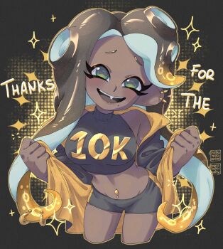 1girl ariamikukanzaki bent_over black_hair black_jacket black_shorts blonde_hair breasts commentary crop_top cropped_legs dark-skinned_female dark_skin english_commentary gradient_hair green_eyes highres jacket marina_(splatoon) medium_breasts midriff milestone_celebration mole mole_under_mouth multicolored_hair navel navel_piercing nintendo octoling piercing raised_inner_eyebrows short_shorts shorts sleeveless sleeveless_turtleneck solo sparkle splatoon_(series) splatoon_2 tentacle_piercing thank_you turtleneck two-sided_fabric two-sided_jacket watermark