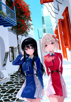 2girls aqua_ribbon arm_at_side arms_behind_back belt belt_buckle black_belt black_hair blue_belt blue_dress blue_sky buckle building closed_mouth collared_dress commentary_request day dress film_grain grey_hair hair_ribbon hand_up inoue_takina long_hair lycoris_recoil multiple_girls neck_ribbon nishikigi_chisato outdoors pink_eyes pleated_skirt pozi purple_eyes red_dress red_ribbon ribbon santorini_(greece) short_hair skirt sky smile standing straight_hair tree two-tone_dress window_shutter wing_collar