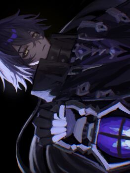 1boy ai_se_na arm_up black_background black_capelet black_gloves blue_hair capelet closed_mouth commentary crossed_bangs double-parted_bangs empty_eyes flins_(genshin_impact) frown genshin_impact gloves high_collar highres holding holding_lantern lantern male_focus sideways simple_background solo symbol-only_commentary yellow_eyes