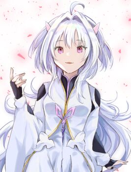 1girl ahoge black_gloves breasts commentary_request dress fate/grand_order fate_(series) fingerless_gloves gloves hair_intakes haniwa_yyi highres long_hair medium_breasts merlin_(fate/prototype) purple_eyes smile solo upper_body very_long_hair white_dress white_hair