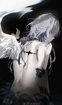 1girl absurdres back black_background blue_hair chromatic_aberration colored_inner_hair commentary earrings feathered_wings from_behind galbrena_(wuthering_waves) grey_hair highres hikaku_(siyrgr) jewelry looking_at_viewer looking_back medium_hair multicolored_hair purple_eyes shoulder_blades sidelocks single_wing solo topless_female wings wuthering_waves