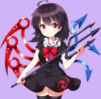 1girl ahoge asymmetrical_wings black_dress black_hair black_thighhighs blue_wings blush bow bowtie closed_mouth commentary_request cowboy_shot dress frills highres holding holding_polearm holding_weapon houjuu_nue looking_to_the_side medium_hair pink_eyes polearm purple_background red_bow red_bowtie red_wings ruu_(tksymkw) short_dress short_sleeves simple_background smile solo split_mouth standing thighhighs touhou trident weapon wings