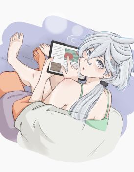 2girls absurdres barefoot camisole commentary_request female_pov green_camisole grey_eyes gundam gundam_suisei_no_majo highres holding holding_tablet_pc hug hug_from_behind long_hair looking_at_viewer miorine_rembran multiple_girls open_mouth otsunami pov purple_background shirt short_sleeves suletta_mercury tablet_pc toes two-tone_background white_background white_hair white_shirt yuri