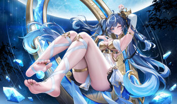 1girl ahoge ancient_greek_clothes arm_up armpits barefoot black_skirt blue_eyes blue_hair breasts bridal_gauntlets cleavage closed_mouth commentary_request crystal feet full_body full_moon gold_bra gradient_hair greco-roman_clothes highres iuno_(wuthering_waves) jewelry leg_wrap long_hair looking_at_viewer medium_breasts miniskirt moon multicolored_hair one_eye_closed orb signature single_bridal_gauntlet skirt smile soles solo stardust_(chen'ai_weiding) streaked_hair tacet_mark_(wuthering_waves) thighlet thighs toes twintails vambraces very_long_hair white_bridal_gauntlets wuthering_waves