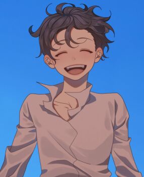1boy black_hair blue_background closed_eyes collared_shirt facing_viewer grin highres jumping kim_dokja male_focus messy_hair nadardoh oldest_dream omniscient_reader&#039;s_viewpoint shirt short_hair simple_background smile solo teeth upper_body upper_teeth_only white_shirt wind wind_lift