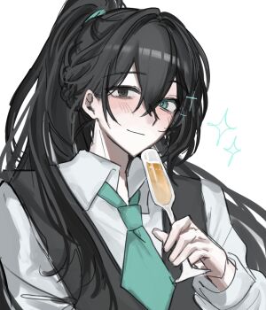 1boy alcohol aqua_eyes aqua_necktie black_eyes black_hair black_vest blush braid champagne champagne_flute closed_mouth collared_shirt commentary_request cup drinking_glass heterochromia high_ponytail highres holding holding_cup hong_lu_(project_moon) limbus_company long_hair long_sleeves looking_at_viewer male_focus necktie official_alternate_costume pepo_(y02d) ponytail ponytail_with_braided_base project_moon shirt short_necktie simple_background smile solo sparkle upper_body very_long_hair vest white_background white_shirt wine_glass