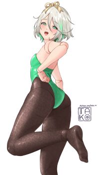 1girl absurdres alternate_costume artist_name ass black_pantyhose breasts cecilia_immergreen colored_inner_hair doll_joints gradient_hair green_eyes green_hair green_leotard grey_hair hair_between_eyes highleg highleg_leotard highres hololive hololive_english joints leotard multicolored_hair open_mouth pantyhose simple_background small_breasts solo strapless strapless_leotard takoroki virtual_youtuber white_background winding_key