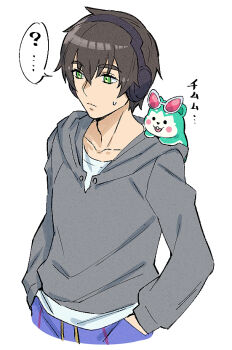 1boy :3 ? animal animal_on_shoulder black_hair blush_stickers chimumu chimumu_(hamster) closed_mouth cowboy_shot cropped_legs green_eyes grey_hoodie hair_between_eyes hamster hands_in_pockets headphones hood hood_down hoodie ibuki_touma long_sleeves male_focus murakami_hisashi pretty_series short_hair simple_background smile solid_circle_eyes solo speech_bubble spoken_question_mark standing sunglasses sweatdrop waccha_primagi! white_background