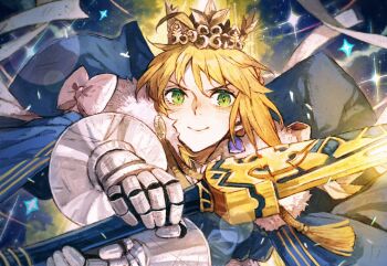 1girl armor artoria_pendragon_(fate) blonde_hair cape commentary_request crown fate/grand_order fate_(series) fur-trimmed_cape fur_trim gauntlets green_eyes highres holding holding_sword holding_weapon looking_at_viewer lord_logres_(fate) natori_re smile solo sword upper_body weapon