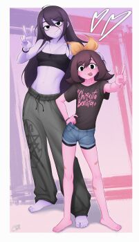 2025 2girls :p absurdres age_difference baggy_pants bags_under_eyes bandaid bandaid_on_leg bandaid_on_thigh bare_arms bare_legs bare_shoulders barefoot bike_shorts bike_shorts_under_shorts black_camisole black_eyes black_shirt blue_shorts bow bracelet breasts brown_hair buttons cabronpr camisole chromatic_aberration cleavage closed_mouth clothes_writing collarbone colored_skin commentary contrapposto cross cross_necklace denim denim_shorts double-parted_bangs drawstring english_commentary feet film_grain fingernails flat_chest flipped_hair foreshortening full_body grey_pants hair_between_eyes hair_bow hand_on_another's_head hand_on_own_hip hand_up heart highres jewelry legs_apart long_hair looking_at_viewer marigold_(cabronpr) medium_hair midriff multiple_girls navel necklace no_nose no_pupils original outline pants pink_background pink_skin pocket purple_skin rosemary_(cabronpr) shadow shirt shirt_tucked_in short_shorts short_sleeves shorts sidelocks signature simple_background small_breasts smile spaghetti_strap spanish_text standing star_(symbol) star_print straight_hair sweatpants t-shirt tareme toenails toes tongue tongue_out translation_request v very_long_hair white_outline yellow_bow