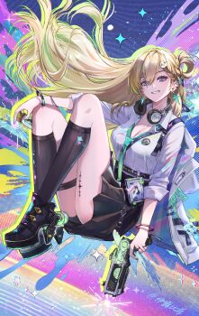 Rule 34 | 1girl, absurdres, black shoes, black skirt, black socks, blonde hair, braid, braided bangs, breasts, cleavage, commentary, earrings, english commentary, floating hair, hair ornament, headphones, headphones around neck, highres, holding, id card, jewelry, looking at viewer, lynae (wuthering waves), medium breasts, multicolored hair, purple eyes, shirt, shirt tucked in, shoes, skirt, skull hair ornament, smile, socks, solo, star (symbol), star earrings, streaked hair, weapon, white shirt, wuthering waves, yilubixi