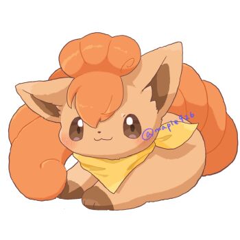 animal_focus bandana bandana_around_neck blush brown_fur closed_mouth commentary fox gen_1_pokemon highres kana_(maple926) nintendo no_humans pokemon pokemon_(creature) pokemon_focus red_fur simple_background smile tail vulpix white_background yellow_bandana
