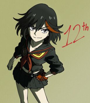 1girl black_hair black_sailor_collar black_serafuku black_shirt black_skirt closed_mouth film_grain gloves highres kill_la_kill looking_at_viewer matoi_ryuuko midriff multicolored_hair navel neckerchief pleated_skirt red_gloves red_hair red_neckerchief risu_(matoirisu) sailor_collar school_uniform senketsu serafuku shirt short_hair single_glove skirt smile solo two-tone_hair