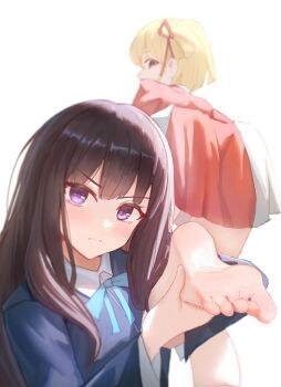 2girls absurdres barefoot blonde_hair blush brown_hair feet highres inoue_takina long_hair looking_at_viewer looking_back lycoris_recoil medium_hair multiple_girls nishikigi_chisato purple_eyes red_eyes soles taichi_suzuki toes