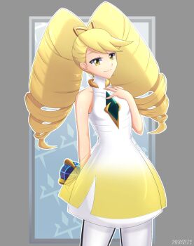 1girl artist_name beast_ball blonde_hair bow cosplay dress drill_hair gradient_clothes gradient_dress grey_background hair_bow highres holding holding_poke_ball long_hair luna_platz_(mega_man) lusamine_(pokemon) lusamine_(pokemon)_(cosplay) mega_man_(series) mega_man_star_force_(series) nintendo poke_ball pokemon pokemon_sm rob_(robarts) smile twin_drills very_long_hair