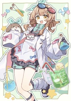 1girl :d black_sandals blush brown_hair commentary_request dot_nose drinking_straw flask food foot_out_of_frame green_background green_ribbon green_shorts hair_ribbon highres holding holding_flask ice_cream ice_cream_float indie_utaite kneehighs komerina lab_coat long_hair long_sleeves looking_at_viewer loose_socks nanahira open_mouth outline ribbon sandals shorts smile socks solo standing standing_on_one_leg star_(symbol) utaite white_outline white_socks yellow_eyes