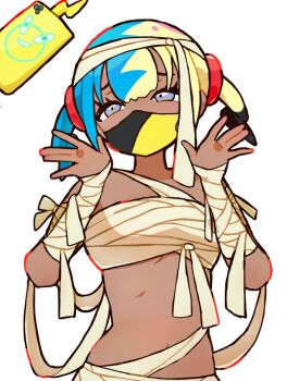 1girl alternate_costume aqua_hair bandaged_arm bandages bandeau black_hair blonde_hair canari_(pokemon) chest_sarashi dark-skinned_female dark_skin gen_4_pokemon highres looking_at_viewer mask meta-g_(curc8737) mouth_mask multicolored_hair nintendo pokemon pokemon_legends:_z-a purple_eyes rotom rotom_phone sarashi short_hair split-color_hair upper_body white_background