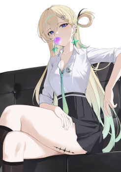 1girl absurdres aqua_necktie black_skirt blonde_hair blowing_bubble_gum braid braided_bangs breasts chewing_gum closed_mouth collared_shirt commentary_request couch crossed_legs earrings green_hair hair_ornament highres jewelry legs long_hair looking_at_viewer lynae_(wuthering_waves) multicolored_eyes multicolored_hair necktie on_couch purple_eyes shirt shirt_tucked_in sitting skirt skull_hair_ornament solo star_(symbol) star_earrings tacet_mark_(wuthering_waves) unoimy wuthering_waves