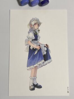 Rule 34 | 1girl, apron, art tools in frame, black shoes, blue dress, bow, braid, commentary request, dress, full body, green bow, green ribbon, grey hair, hair bow, highres, holding, holding knife, izayoi sakuya, knife, looking at viewer, maid headdress, marker, marker (medium), mary janes, medium hair, neck ribbon, puffy short sleeves, puffy sleeves, red eyes, ribbon, shiratama (hockey), shirt, shoes, short sleeves, side braids, signature, simple background, skirt hold, socks, solo, standing, touhou, traditional media, waist apron, white apron, white background, white shirt, white socks