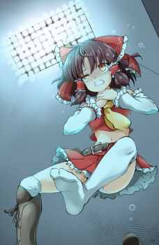 1girl air_bubble ascot asphyxiation belt boots bow brown_belt brown_eyes brown_hair bubble detached_sleeves drowning frilled_bow frilled_skirt frilled_sleeves frills hair_bow hair_tubes hakurei_reimu highres holding_breath huyusilver left_shoe_removed midriff panties peril red_bow single_boot skirt solo struggling submerged thighhighs touhou underwater underwear water white_panties white_thighhighs yellow_ascot