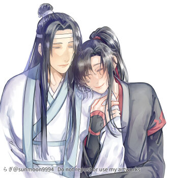 2boys arm_hug black_hair black_hanfu blush chinese_clothes closed_eyes closed_mouth commentary_request couple hair_ribbon hanfu head_on_another's_shoulder headband high_ponytail holding_another's_arm hug lan_wangji leaning_on_person long_hair long_sleeves male_focus modao_zushi multiple_boys ponytail red_ribbon ribbon robe sidelocks simple_background sleeves_past_wrists smile sunmoon9994 topknot twitter_username upper_body watermark wei_wuxian white_background white_hanfu white_headband wide_sleeves xiao_guan_(headdress) yaoi