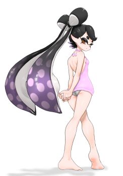 1girl arms_behind_back ass bare_shoulders barefoot black_hair bow-shaped_hair breasts callie_(splatoon) expressionless flat_ass from_behind full_body gradient_hair grey_panties halterneck heel_up highres holding_own_hand inkling koharu2.5 light_blush long_hair long_pointy_ears looking_at_viewer looking_back median_furrow multicolored_hair nintendo panties pink_polka_dots pointy_ears pointy_nose polka_dot polka_dot_hair pom_pom_(clothes) print_panties purple_hair red_pupils simple_background small_breasts solo splatoon_(series) star-shaped_pupils star_(symbol) star_panties star_print symbol-shaped_pupils tentacle_hair thick_eyebrows underwear very_long_hair virgin_killer_sweater white_background yellow_eyes
