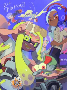 2boys 3girls :&gt; :d adjusting_eyewear arm_up black_shorts blue_hair boots colored_tongue copyright_name creature diffraction_spikes eyewear_on_head fangs fighting finger_to_own_chin green_eyes green_hair grey_footwear grey_shirt hand_on_weapon happy headphones helmet highres inkling inkling_girl inkling_player_character looking_at_another looking_at_viewer multicolored_footwear multiple_boys multiple_girls nintendo o_oh56 octoling octoling_boy octoling_player_character on_one_knee open_mouth paint_splatter purple_background range_blaster_(splatoon) red_eyes shirt short_sleeves shorts smallfry_(splatoon) smile splatoon_(series) splatoon_3 splatter splattershot_(splatoon) tinted_eyewear tri-stringer_(splatoon) yellow-tinted_eyewear yellow_tongue