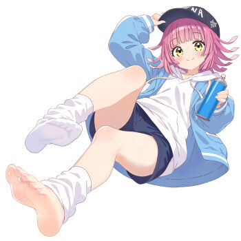 1girl barefoot baseball_cap blush feet hat highres leg_warmers long_hair looking_at_viewer love_live! love_live!_nijigasaki_high_school_idol_club pink_hair shorts single_sock smile socks soles spray_can tennoji_rina toes tr_(pixiv67424465) white_background white_socks yellow_eyes