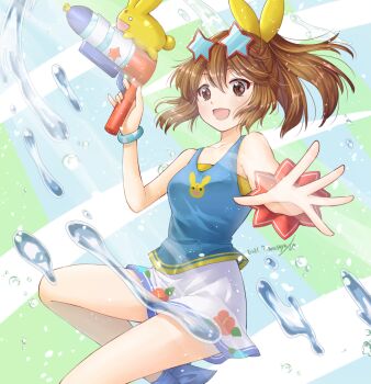 1girl arle_nadja bandeau brown_eyes brown_hair carbuncle_(puyopuyo) collarbone commentary_request dated eyewear_on_head gem_on_head hair_ribbon holding holding_water_gun leg_up looking_at_viewer mitsu_masaya open_mouth ponytail puyopuyo puyopuyo_quest red_scrunchie ribbon scrunchie seabreeze_arle short_hair shorts sidelocks signature solo splashing star-shaped_eyewear star_(symbol) sunglasses swimsuit water water_gun wristband yellow_bandeau yellow_ribbon