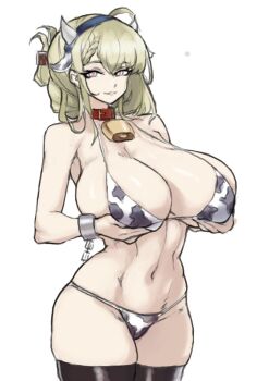 1girl alternate_costume animal_ears animal_print bell bikini black_bikini black_thighhighs breasts cleavage collar commentary cow_ears cow_horns cow_print cow_print_bikini cowbell de_lacey_(neural_cloud) english_commentary fake_animal_ears fake_horns girls&#039;_frontline girls&#039;_frontline_neural_cloud grabbing_own_breast green_hair highres horns large_breasts looking_at_viewer medium_hair multicolored_bikini navel neck_bell parted_lips pink_eyes print_bikini red_collar simple_background smile solo stomach swimsuit thighhighs two-tone_bikini wessidesuyo white_background white_bikini