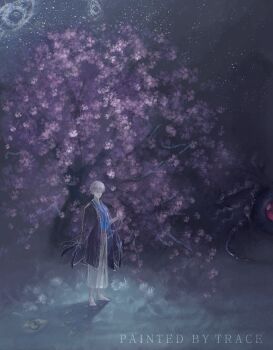 1boy artist_name barefoot black_coat blue_eyes blue_kimono cherry_blossoms chinese_commentary closed_mouth coat coat_on_shoulders disembodied_eye expressionless flower full_body gojou_satoru grass hair_between_eyes hakama haori highres holding holding_ribbon japanese_clothes jujutsu_kaisen kimono long_sleeves looking_at_viewer male_focus night outdoors pink_flower ribbon short_hair sky solo standing star_(sky) starry_sky tree white_hair white_hakama zongsi600