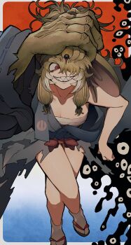 1girl absurdres bare_shoulders blue_background blue_kimono breasts claws cleavage green_eyes hair_over_one_eye highres japanese_clothes kanmoku-san kemono_friends kimono long_hair looking_at_viewer red_background red_eyes ribbon sandals sanmoto_gorozaemon_(kemono_friends) sarashi shadow simple_background solo table teeth yellow_eyes zouri