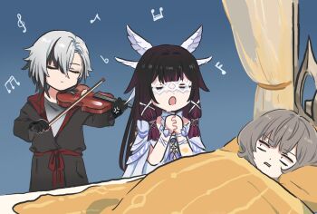 3girls arlecchino_(genshin_impact) black_hair blue_eyes brown_hair closed_eyes columbina_(genshin_impact) genshin_impact grey_hair highres holding holding_instrument holding_violin instrument long_hair looking_at_another lying multicolored_hair multiple_girls music musical_note on_bed open_mouth parted_lips playing_instrument purple_hair sandrone_(genshin_impact) singing violin xinzoruo