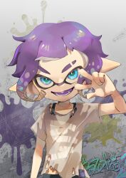 Rule 34 | 1girl, :d, arm at side, blue eyes, colored tongue, eyebrow cut, graffiti, grey shirt, hand up, highres, inkling girl, inkling player character, koike3582, nintendo, open mouth, paint splatter, pointy ears, purple hair, purple tongue, shirt, short hair, short sleeves, smile, solo, splatoon (series), tentacle hair, torn clothes, torn shirt