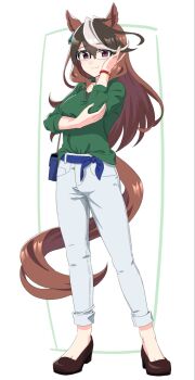 1girl animal_ears bag belt bespectacled black-framed_eyewear black_hair brown_hair brown_tail commentary_request ear_ornament earrings full_body glasses green_shirt hair_between_eyes highres horse_ears horse_girl horse_tail jewelry kazoku_chicken long_hair multicolored_hair pants purple_bag purple_belt purple_eyes semi-rimless_eyewear shirt shirt_partially_tucked_in shoulder_bag simple_background single_earring solo standing streaked_hair symboli_rudolf_(casual)_(umamusume) symboli_rudolf_(umamusume) tail umamusume white_background white_hair white_pants