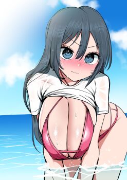 1girl bent_over bikini black_eyes black_hair blush breasts cleavage closed_mouth clothes_lift cloud commentary_request day hair_between_eyes hanging_breasts highres huge_breasts leaning_forward lifting_own_clothes long_hair looking_at_viewer ocean partially_submerged red_bikini shirt shirt_lift short_sleeves sky solo swimsuit thighs water wavy_mouth white_shirt zurikishi