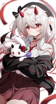 1girl absurdres black_choker choker crossed_arms grey_hair hair_between_eyes hat highres horns indie_virtual_youtuber looking_at_viewer multicolored_hair pleated_skirt pointy_ears red_eyes red_hair red_horns sakotach skirt solo streaked_hair stuffed_animal stuffed_toy virtual_youtuber