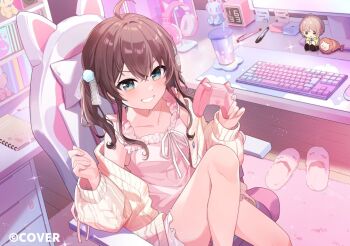 :d ahoge aqua_eyes brown_hair camisole cardigan chair commentary_request computer_keyboard controller copyright_notice crossed_bangs ebi_frion_(natsuiro_matsuri) frilled_camisole frills game_controller gaming_chair grin hair_between_eyes hair_ornament harusaki_nodoka holding holding_controller holding_game_controller hololive indoors jiu_(jiwoo_owo9) knee_up long_sleeves looking_at_viewer medium_hair monitor natsuiro_matsuri off_shoulder official_art open_mouth pink_camisole pom_pom_(clothes) pom_pom_hair_ornament short_shorts shorts sidelocks sitting smile swivel_chair twintails virtual_youtuber white_cardigan white_shorts