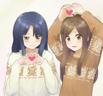 2girls adachi_sakura adachi_to_shimamura blue_hair blush brown_eyes brown_hair brown_sweater closed_mouth commentary_request finger_heart green_eyes heart heart_hands heart_in_heart_hands highres m107_hoge multiple_girls parted_lips shimamura_hougetsu smile sweater upper_body white_sweater