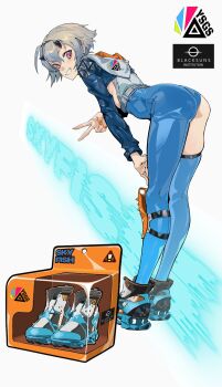 1girl absurdres ahoge ass blue_shoes box commentary_request crop_top full_body grey_hair grin highres hooded_top knee_pads leaning_forward looking_at_viewer orange_nails original pink_eyes shoes short_hair simple_background single_knee_pad smile sneakers solo spiked_kneepads teeth v white_background zinz