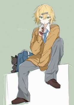 1boy artist_name bag blonde_hair blue_bag blue_necktie brown_cardigan brown_shoes cardigan closed_mouth collared_shirt drink_carton drinking_straw drinking_straw_in_mouth green_background green_eyes grey_pants gun_(9un_xx) hair_between_eyes hair_ornament hairclip hand_up hashtag-only_commentary highres holding holding_milk_carton loafers long_sleeves looking_at_viewer male_focus milk_carton necktie nijisanji pants school_bag school_uniform shirt shoes short_hair sidelocks sitting sleeves_past_wrists solo stuffed_animal stuffed_toy twitter_username uzuki_kou virtual_youtuber white_shirt wing_collar