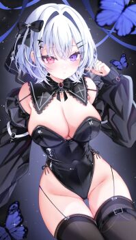1girl absurdres black_background black_bow black_collar black_leotard black_sleeves black_thighhighs blush bow breasts bug butterfly cleavage closed_mouth collar detached_collar detached_sleeves grey_hair hair_between_eyes hair_bow hand_up heterochromia highleg highleg_leotard highres hiiragi_(hr_ccr) insect large_breasts leotard long_sleeves looking_at_viewer original purple_butterfly purple_eyes red_eyes solo strapless strapless_leotard thighhighs