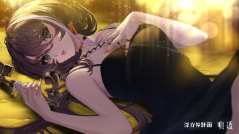 1girl asu_(sinsekai) bare_arms bare_shoulders bed_sheet between_fingers black_dress blurry breasts brown_hair cable choker corded_phone depth_of_field dress earrings ekao fingernails green_eyes hair_between_eyes hand_on_own_chest highres holding holding_phone jewelry kamitsubaki_studio light_particles lipstick long_hair looking_at_viewer looking_to_the_side lying makeup multicolored_hair nail_polish on_back on_bed orange_nails parted_lips phone ring shinsekai_keikaku_sinsekai_city_project sinsekai_record sleeveless solo spaghetti_strap streaked_hair virtual_youtuber white_hair yellow_background