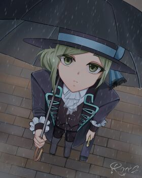 1girl artist_name ascot black_boots black_coat black_hat black_pants black_umbrella black_vest blue_bow boater_hat boots bow brick_floor closed_mouth coat commentary from_above full_body grey_eyes grey_hair hair_bun hat hat_bow highres holding holding_suitcase holding_umbrella looking_at_viewer looking_up pants rain reverse:1999 roxs_(roxss29) shirt short_hair signature single_side_bun solo standing suitcase umbrella umbrella_over_shoulder vertin_(reverse:1999) vest white_ascot white_shirt