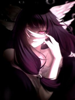 1girl bandages bare_shoulders blindfold blindfold_pull closed_mouth columbina_(genshin_impact) commentary_request dark disembodied_eye floating_hair genshin_impact gradient_hair hand_up head_wings highres horror_(theme) ibispaint_(medium) long_hair looking_at_viewer making-of_available multicolored_hair one_eye_covered purple_hair red_eyes shuiixian solo upper_body white_wings wings