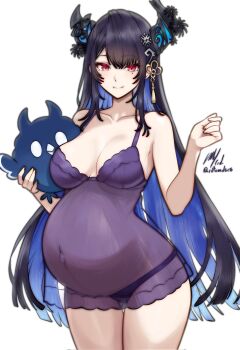Rule 34 | 1girl, asymmetrical horns, big belly, black flower, black hair, black horns, blue hair, blush, breasts, cleavage, closed mouth, colored inner hair, commentary, commission, cowboy shot, demon horns, english commentary, flower, gluteal fold, hair between eyes, hair ornament, highres, hololive, hololive english, horn flower, horns, jailbird (nerissa ravencroft), large breasts, legs together, lingerie, long hair, looking at viewer, mole, mole under eye, multicolored hair, navel, negligee, nerissa ravencroft, outie navel, panties, pregnant, purple negligee, purple panties, red eyes, rotomdocs, see-through clothes, signature, simple background, smile, solo, standing, tassel, tassel hair ornament, thigh gap, twitter username, two-tone hair, underwear, uneven horns, variant set, very long hair, virtual youtuber, white background